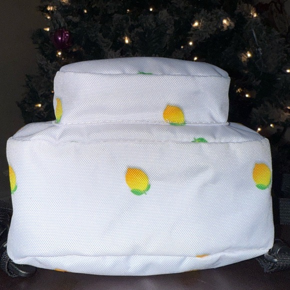 Adorable JanSport Quarter Pint Mini White Convertible Backpack with Lemon Design - Picture 6 of 15